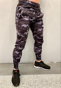 STRETCH CAMO JOGGERS